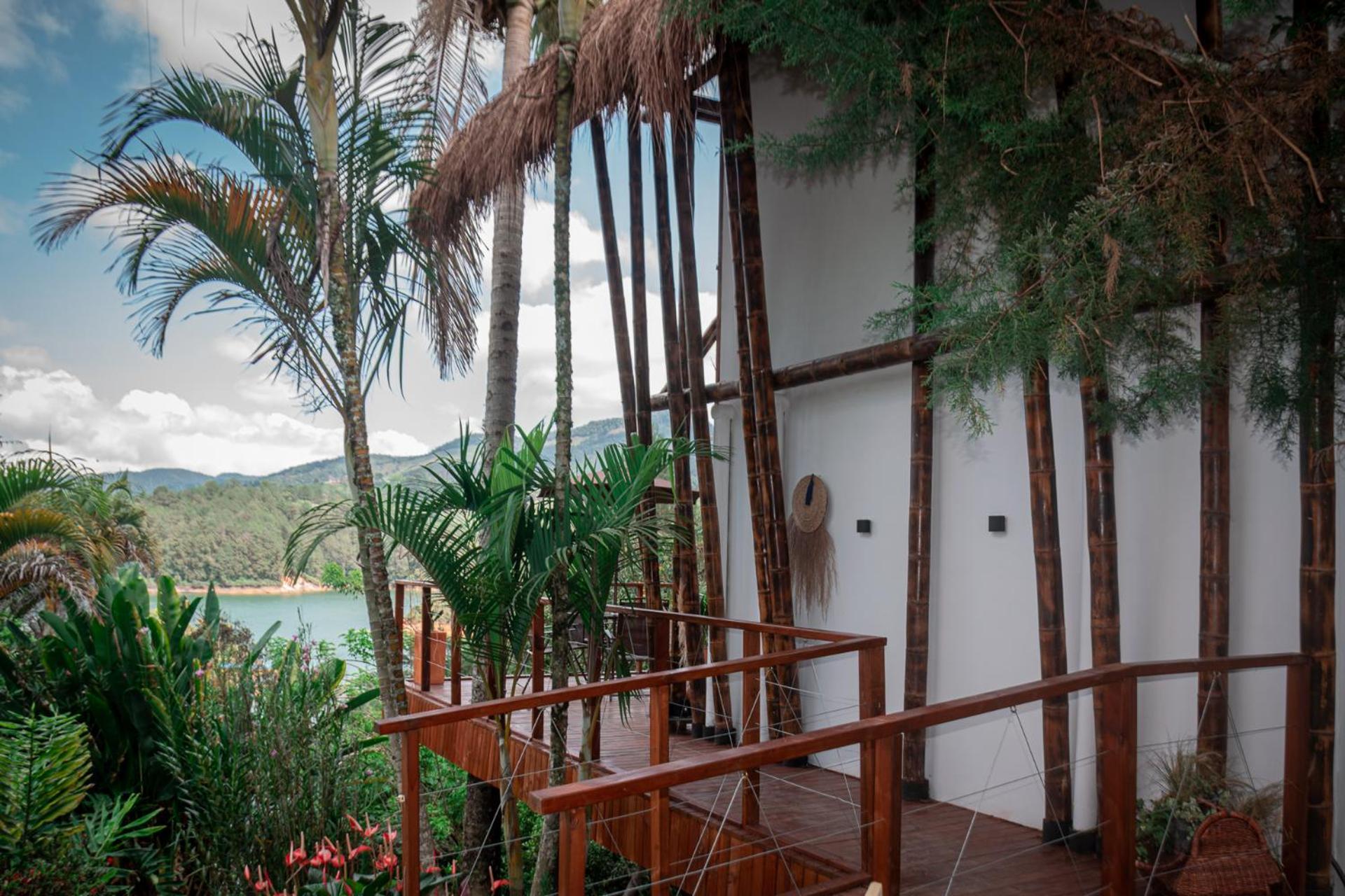 Ibuku Hotel Guatape - Chalets Екстер'єр фото