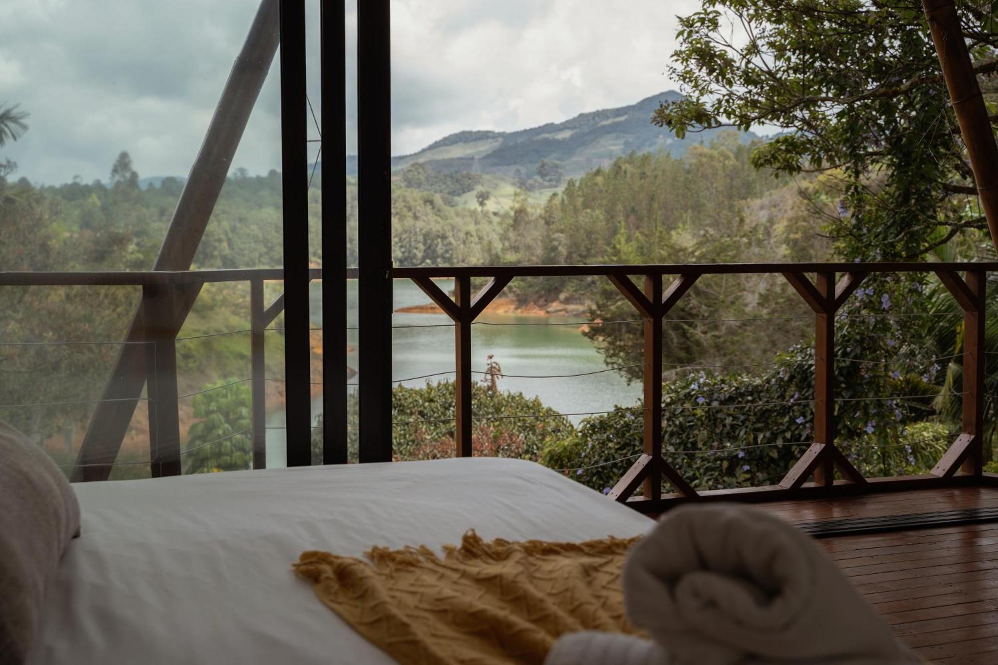 Ibuku Hotel Guatape - Chalets Екстер'єр фото