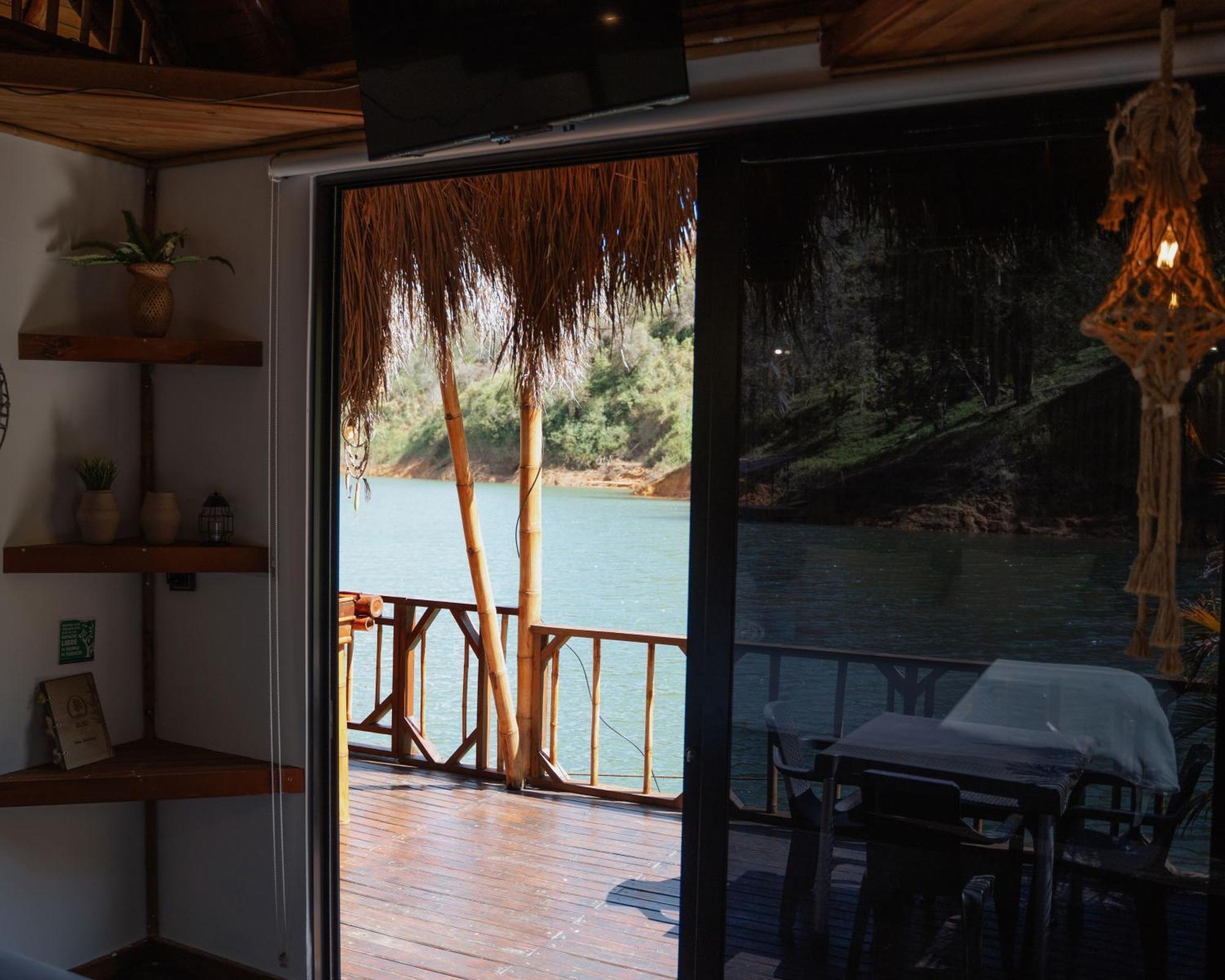 Ibuku Hotel Guatape - Chalets Номер фото